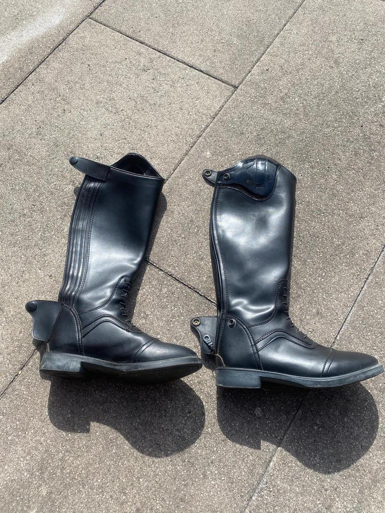 Diverse paardrijlaarzen jodhpur broek cap harryshorse, Dieren en Toebehoren, Paardrijkleding, Ophalen of Verzenden, Zo goed als nieuw