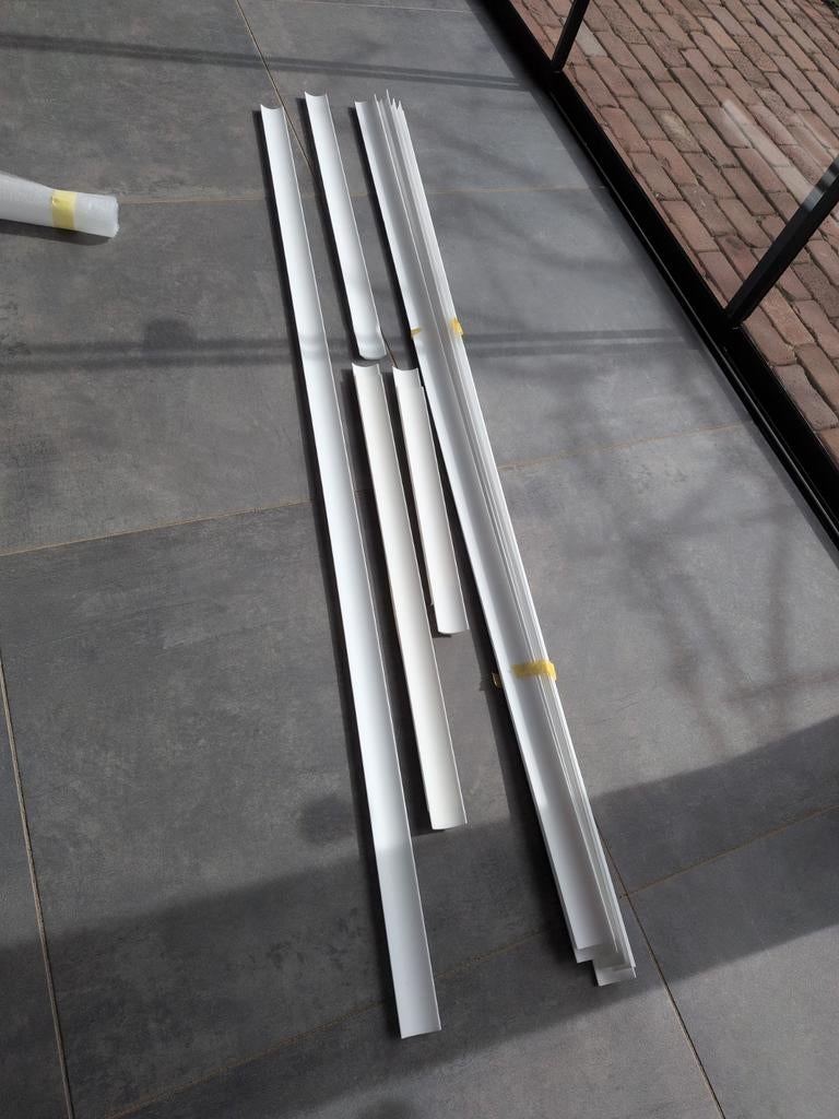 Plafon lijsten Nomastyl Pure NE2

Model NS34 | PS, Ophalen, Plinten