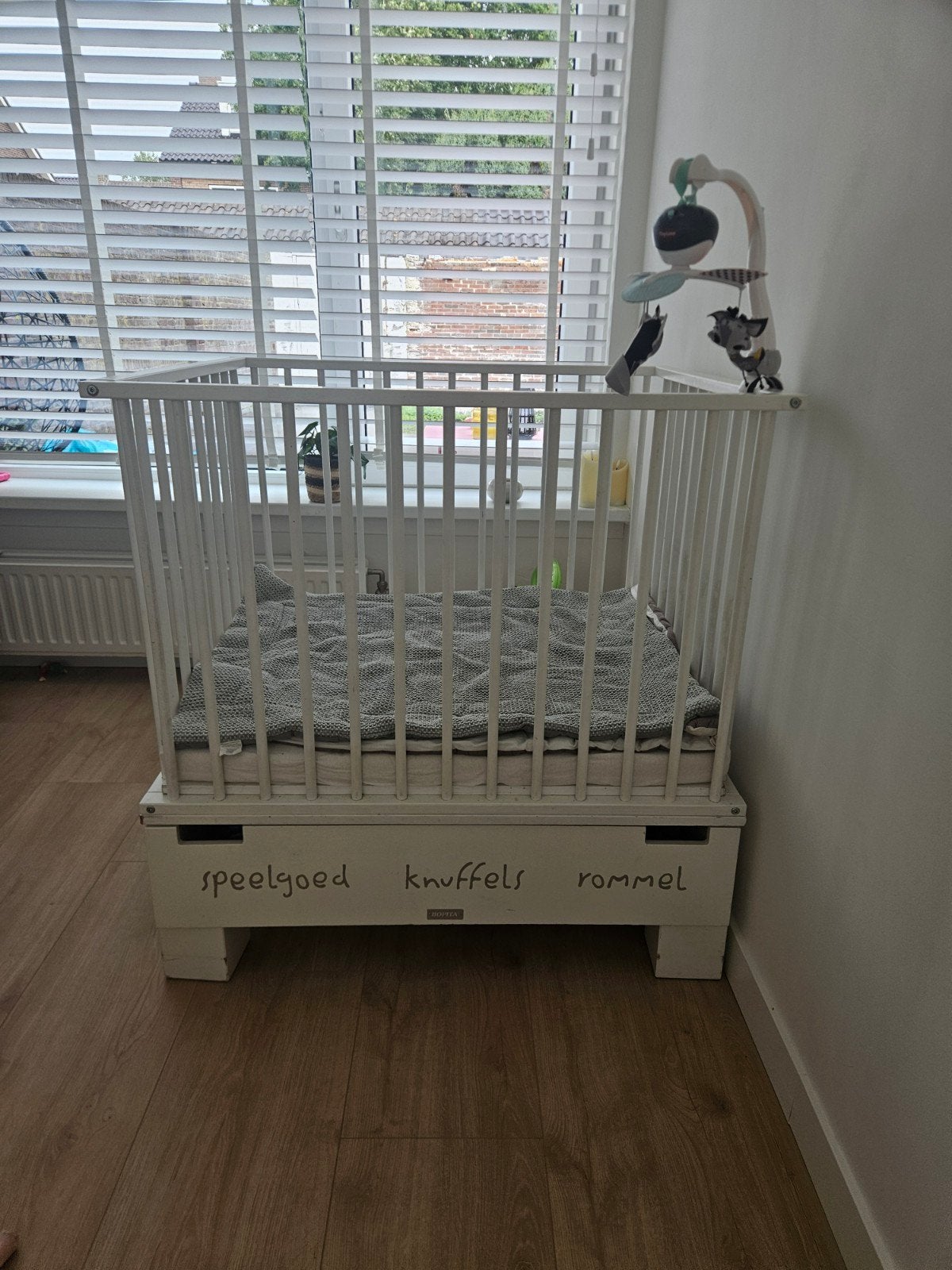 box met lade in hoogte verstelbaar, Ophalen, Metaal, Vogelkooi