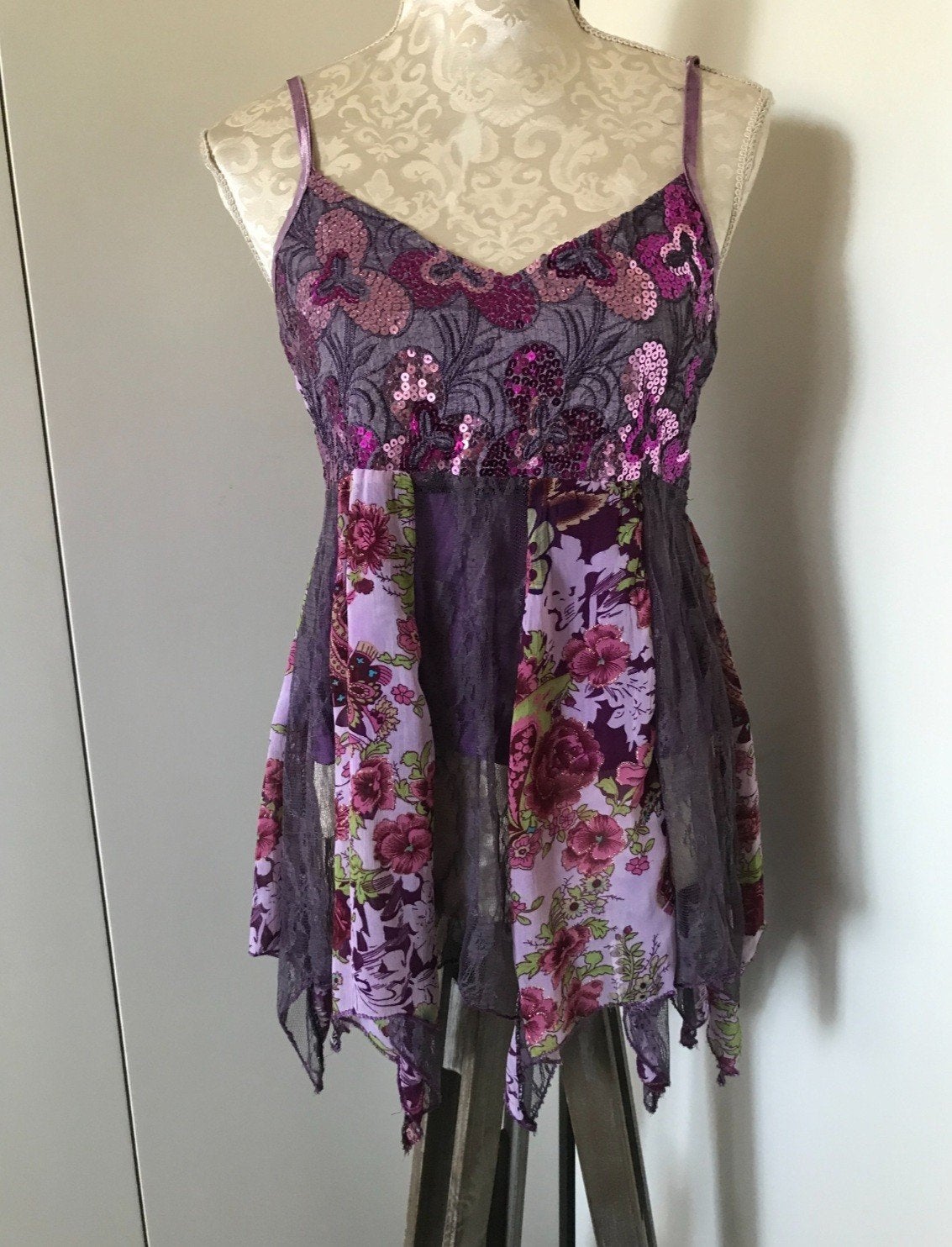 Top/Blouse van BCBG MaxAzria, Maat 38/40 (M), Paars, Ophalen of Verzenden, Zo goed als nieuw