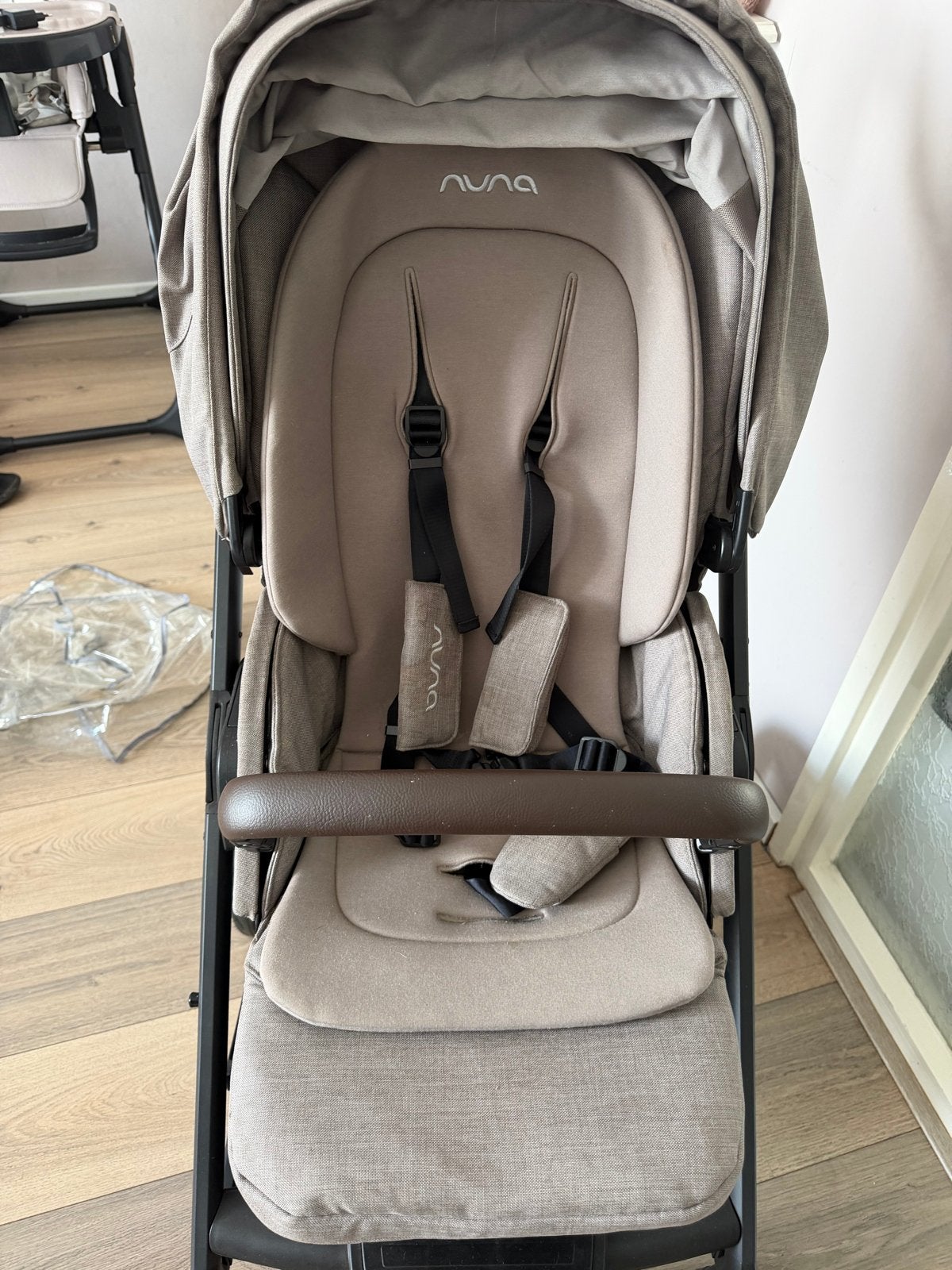 Nuna Mixx Next kinderwagen met reiswieg en regenhoes, Kinderen en Baby's, Kinderwagens en Combinaties, Zo goed als nieuw, Combiwagen