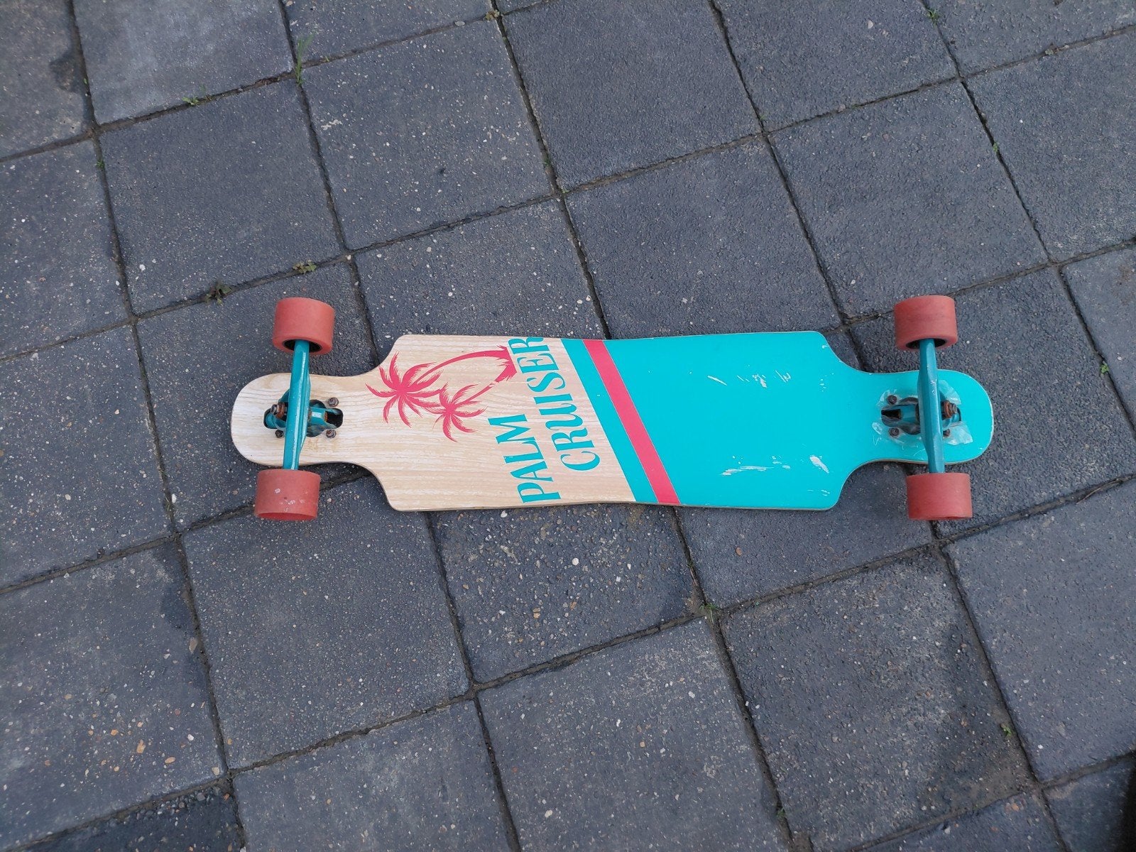 Longboard Palm Cruiser - Zo goed als nieuw, Sport en Fitness, Ophalen of Verzenden, Zo goed als nieuw, Skateboard, Longboard