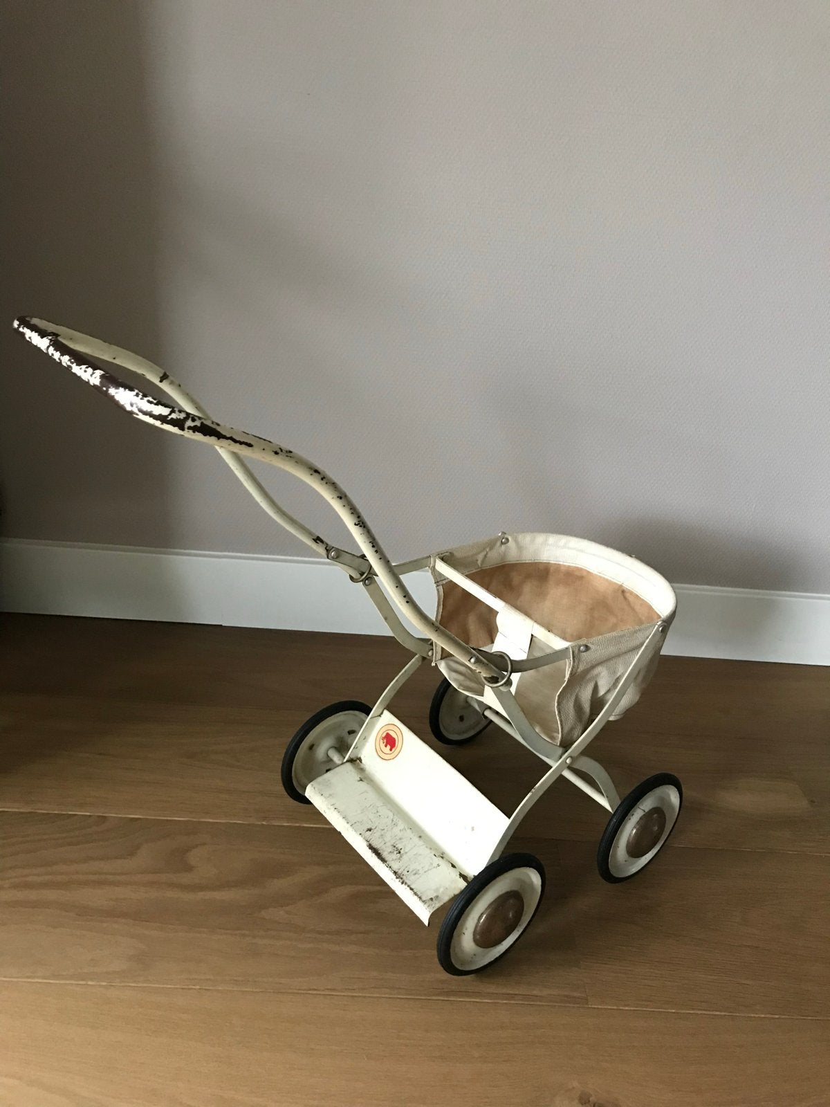 Vintage poppenwagen, antieke kinderwagen, decoratie, Ophalen of Verzenden, Gebruikt, Meisje