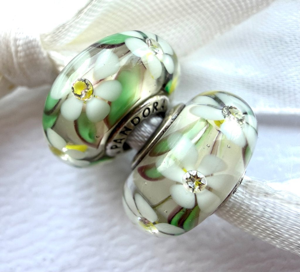 Pandora Murano Glas Bedels Wild Flowers en Strass, Sieraden, Tassen en Uiterlijk, Bedels, Glas of Kristal, Pandora, Ophalen of Verzenden