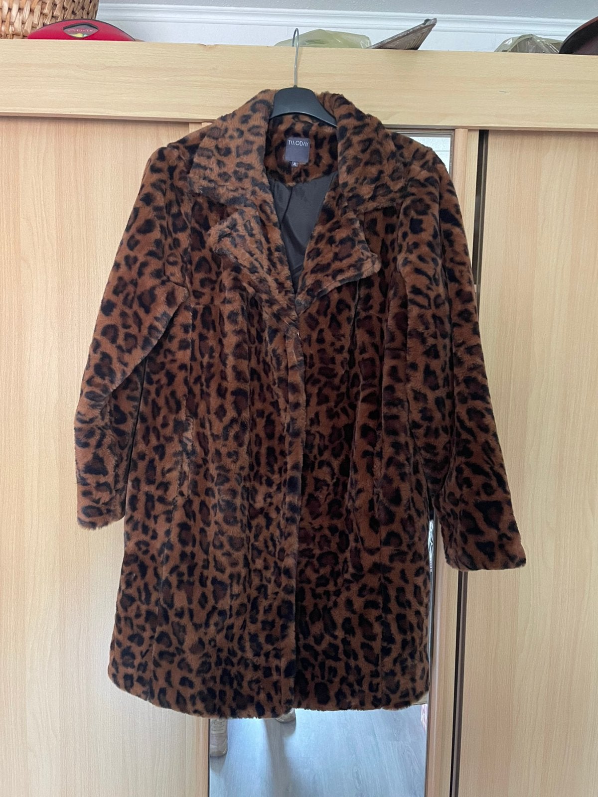 Mooie winterjas maat xl, Kleding | Dames, Jassen | Winter, Ophalen, Zo goed als nieuw, Maat 46/48 (XL) of groter, Zwart