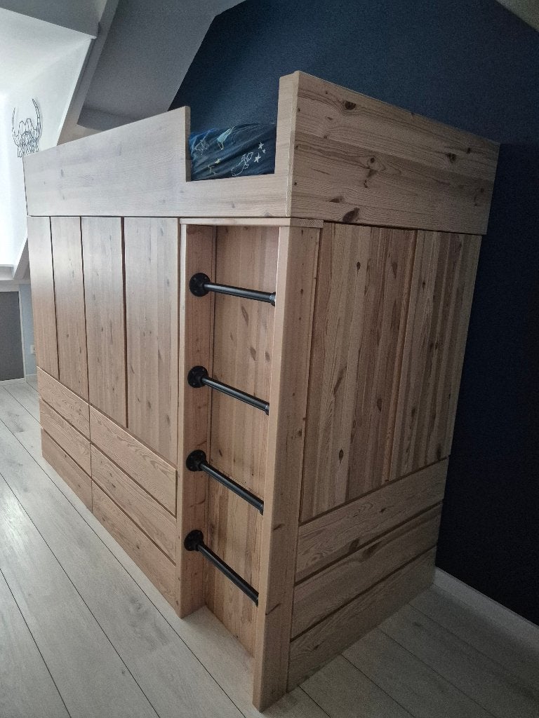 Mooie hoogslaper gemaakt van Ikea Ivar kasten, Huis en Inrichting, Ophalen, Eenpersoons, 210 cm, 160 tot 180 cm