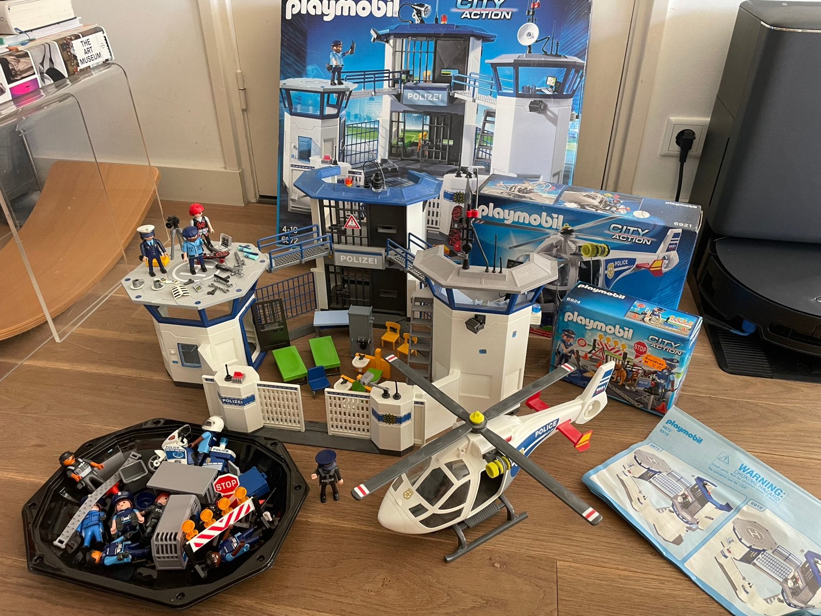 Playmobil politiebureau en helikopter, Kinderen en Baby's, Speelgoed | Playmobil, Ophalen, Gebruikt, City action