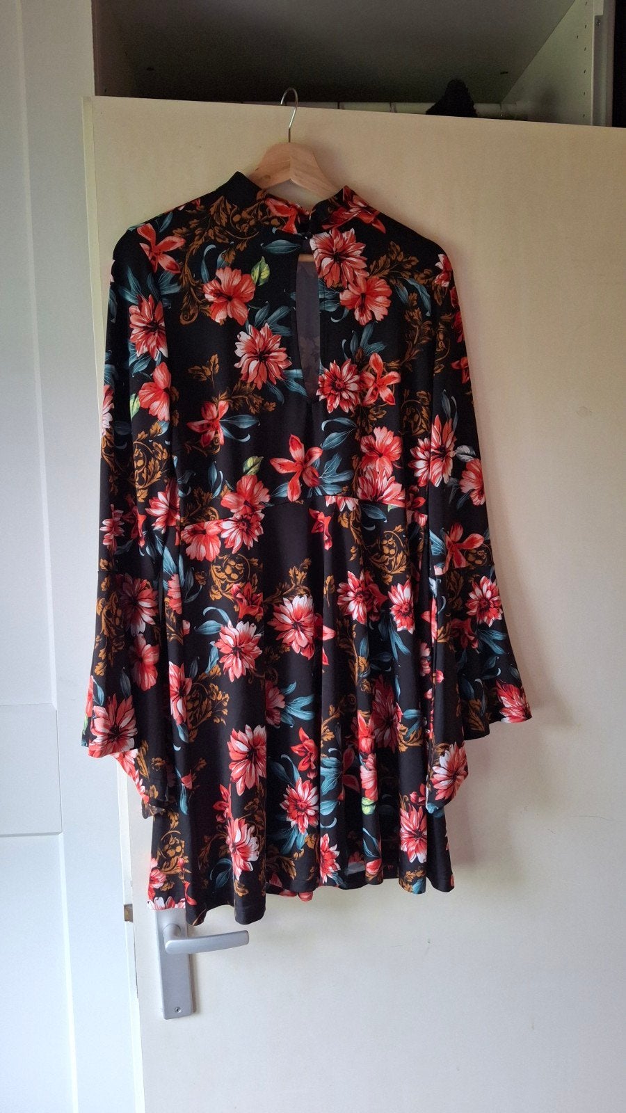 Jurk Bodyflirt, Maat 38/40 (M), Zo goed als nieuw, Boven de knie, Bodyflirt