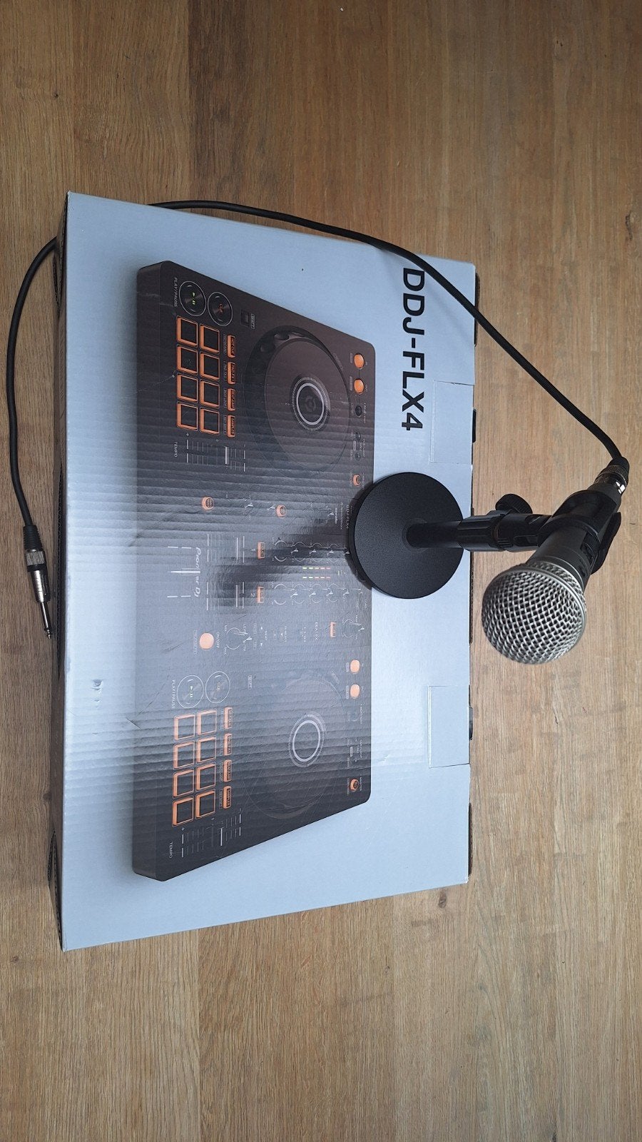 Pioneer DDJ-FLX4 zo goed als nieuw + microfoon, Muziek en Instrumenten, Dj-sets en Draaitafels, Ophalen of Verzenden, Zo goed als nieuw