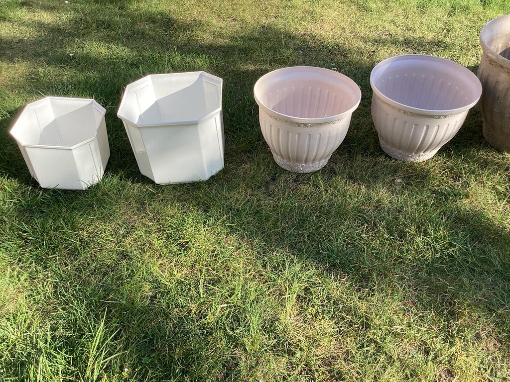 Bloembakken,bloempotten, Rond, Ophalen of Verzenden, Zo goed als nieuw, Minder dan 40 cm