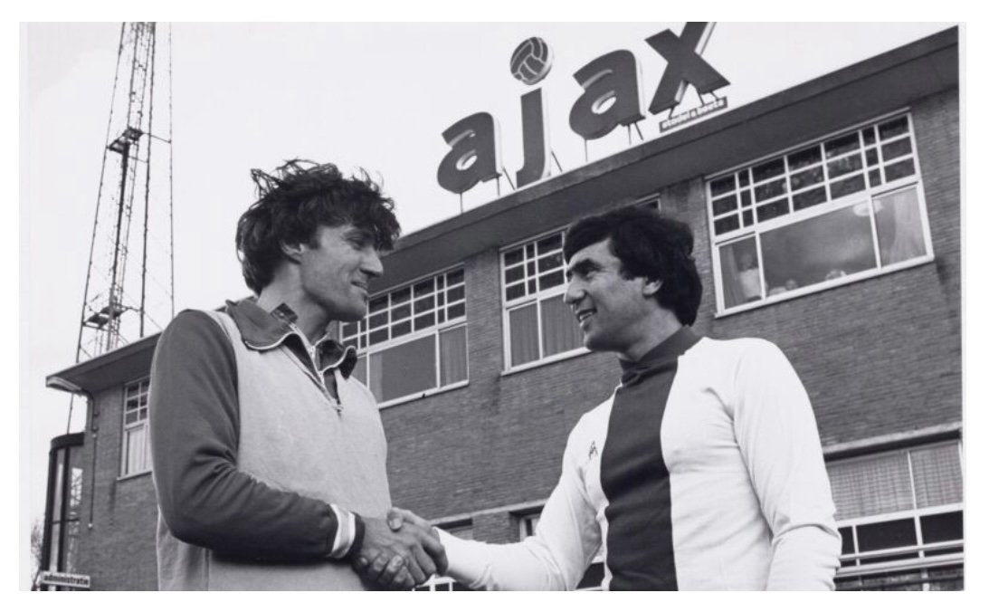 Moeder & zoon zoeken certificaat ArenA/seizoenkaart Ajax (2), Maat XL, Ophalen, Overige typen