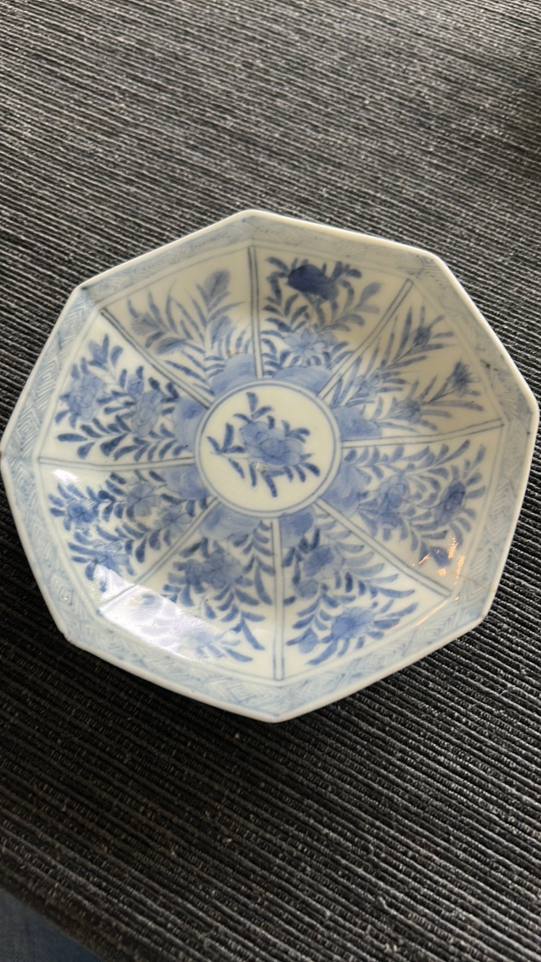 Antiek chinees achtkantig theeschoteltje, Antiek en Kunst, Ophalen of Verzenden