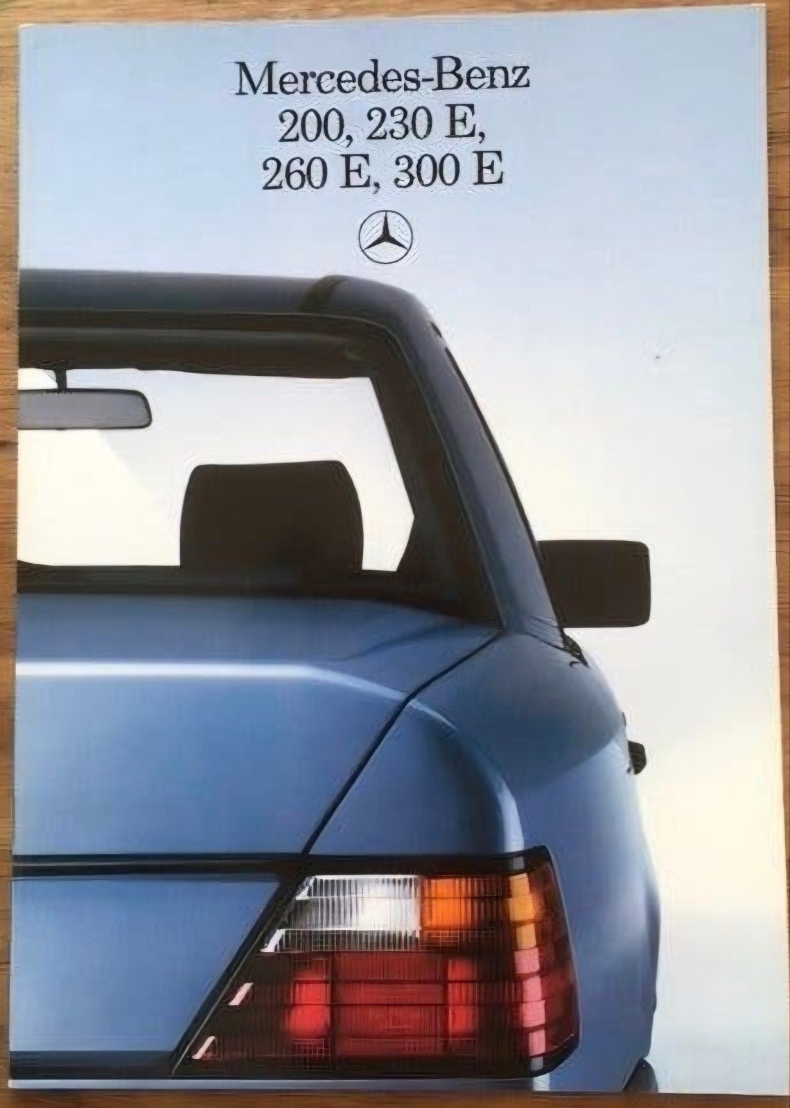 Nederlands Mercedes w124 200 300 serie folder óók 300E Pullm, Ophalen of Verzenden, Zo goed als nieuw, Mercedes