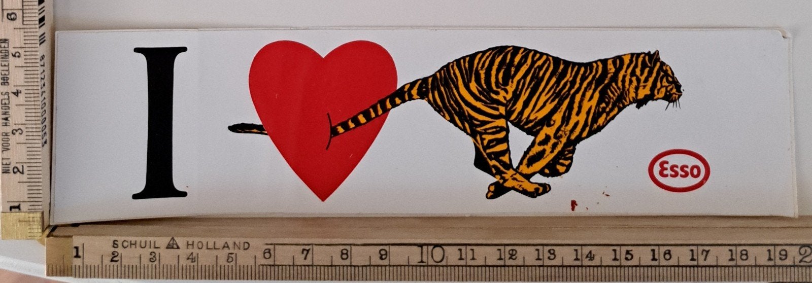 Vintage sticker I ️️ love ️ Esso tijger logo merk, Ophalen of Verzenden, Zo goed als nieuw, Auto of Motor