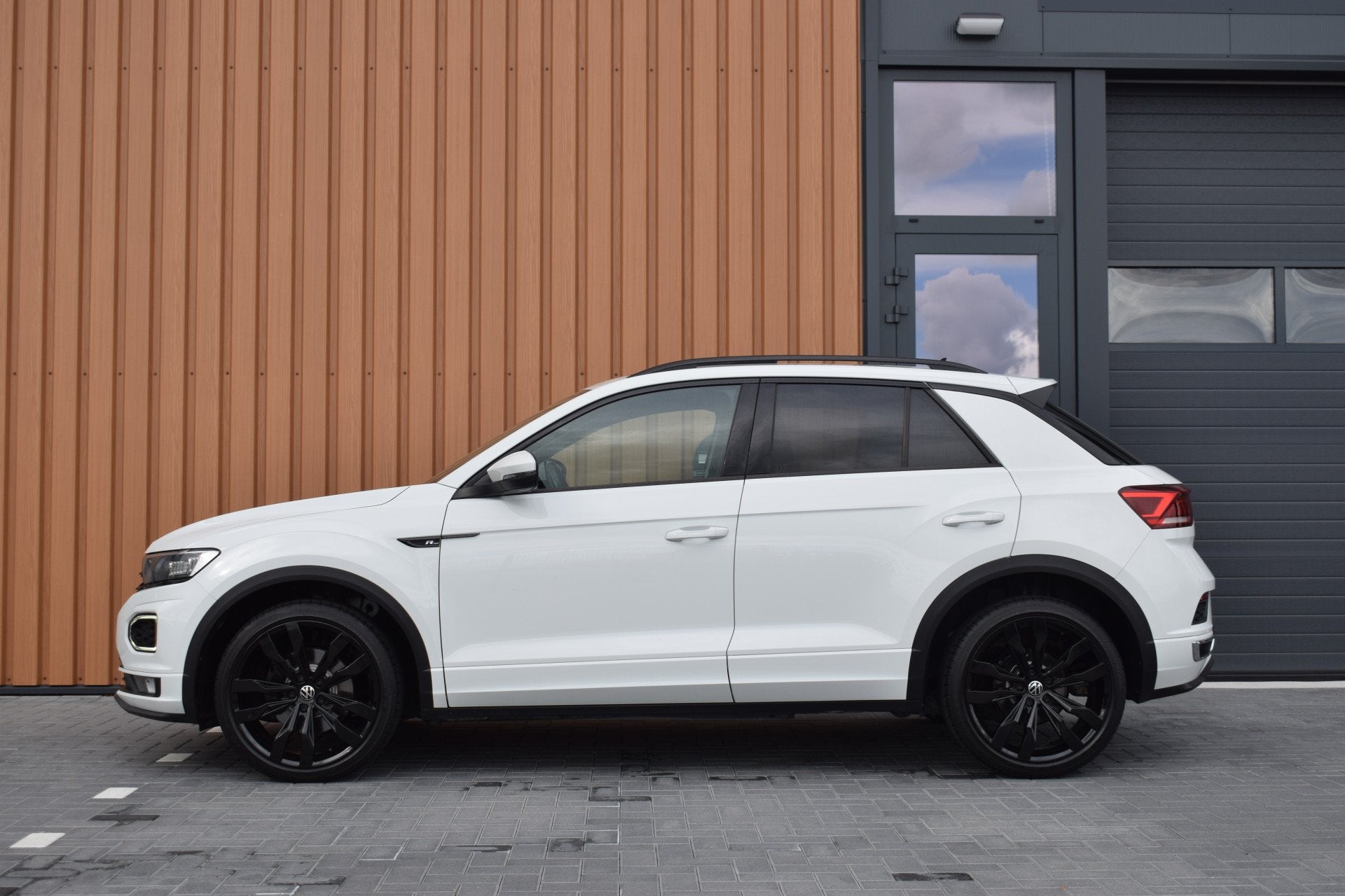 Volkswagen T-Roc 1.5 TSI 150pk DSG R-line Black style Pano |, Automatische klimaatregeling, 4 cilinders, 150 pk, Leder en Stof