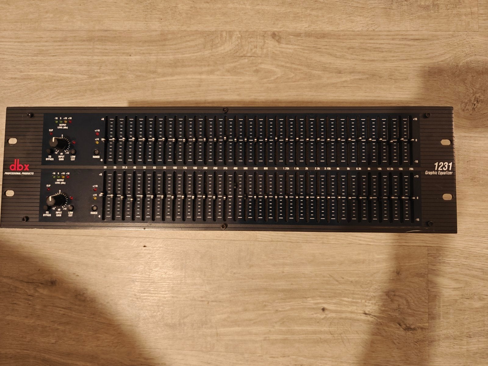 DBX 1231 Grafische Equalizer - Professionele Audio, Ophalen of Verzenden, Gebruikt, Equalizer
