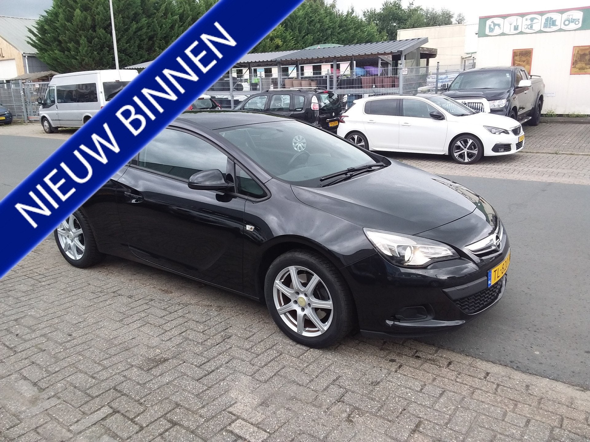 Opel Astra GTC 1.4 Turbo Sport (bj 2013), Voorwielaandrijving, Stof, Gebruikt, Zwart
