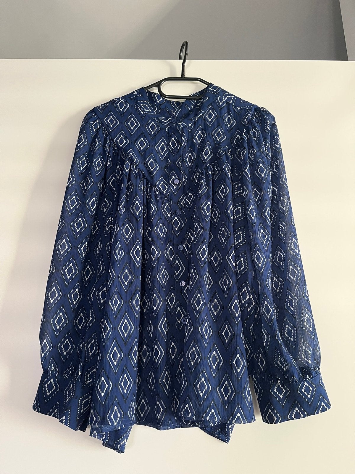 ZGAN! Mooie Studio Anneloes Maya Crepe blouse maat M!, Verzenden, Zo goed als nieuw, Maat 38/40 (M), Blauw