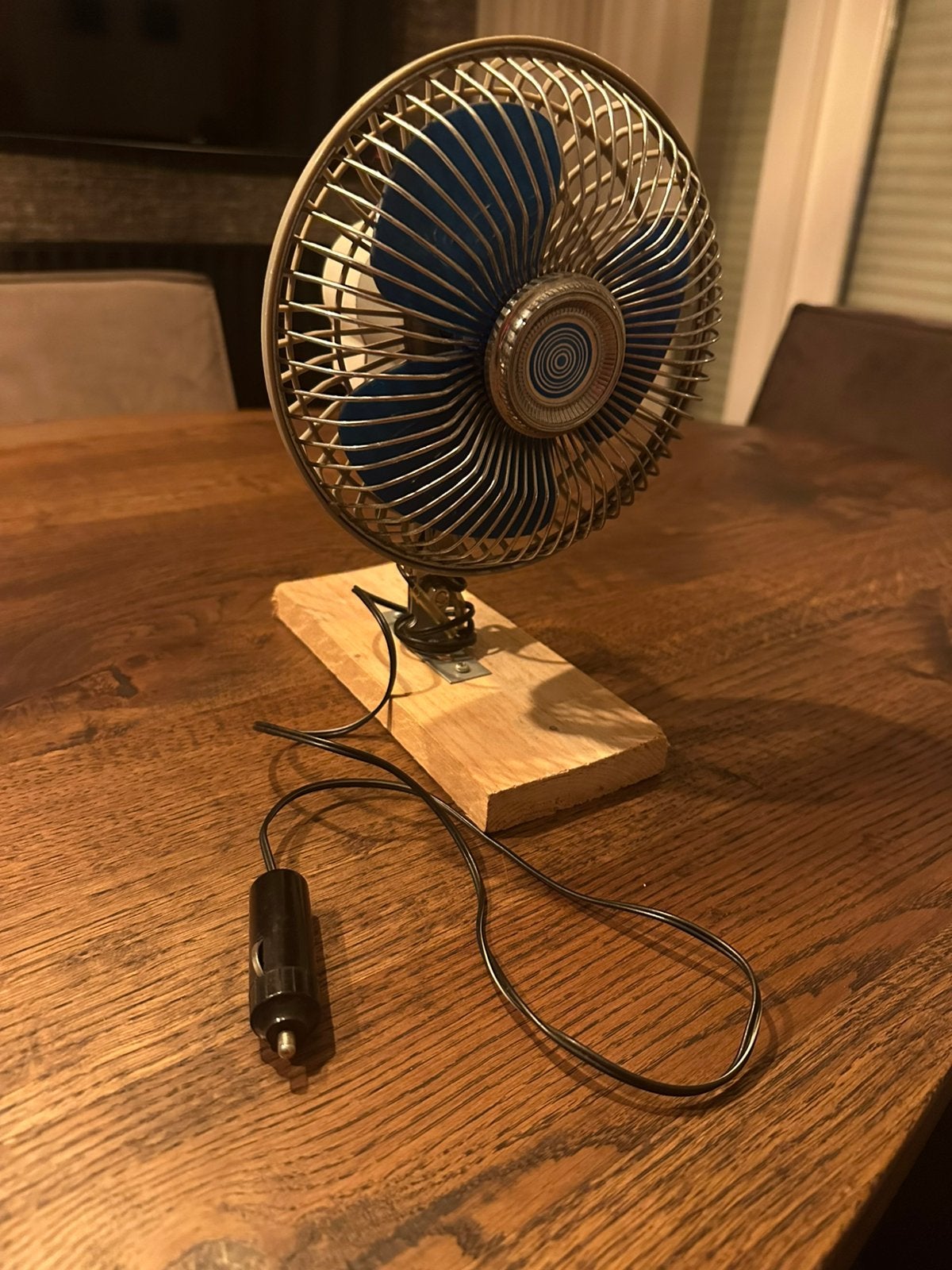 Ventilator voor in de auto of camper, Ophalen, Zo goed als nieuw