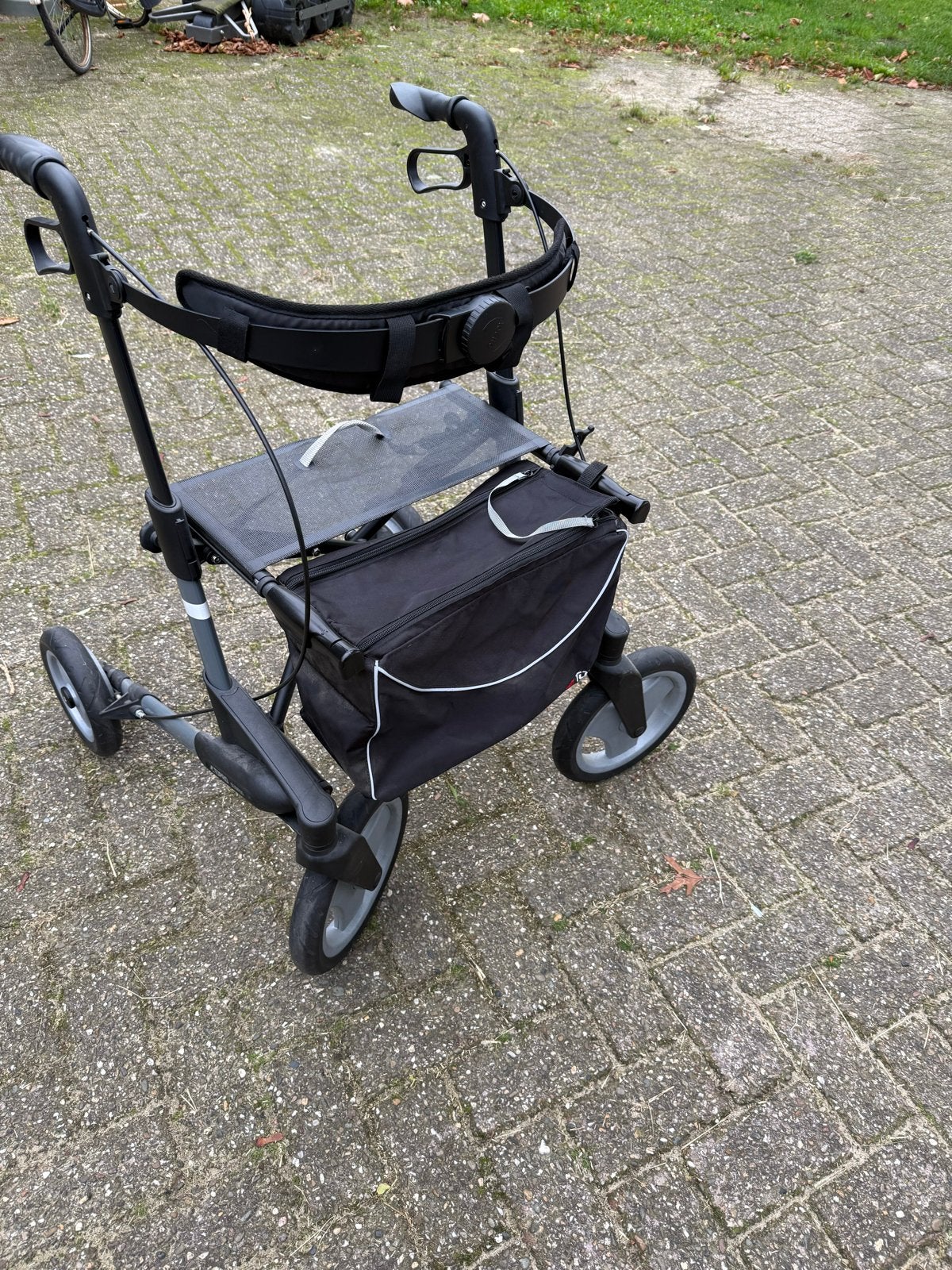 TOPRO Olympos rollator met tas en rugsteun, Ophalen, Lichtgewicht, Gebruikt