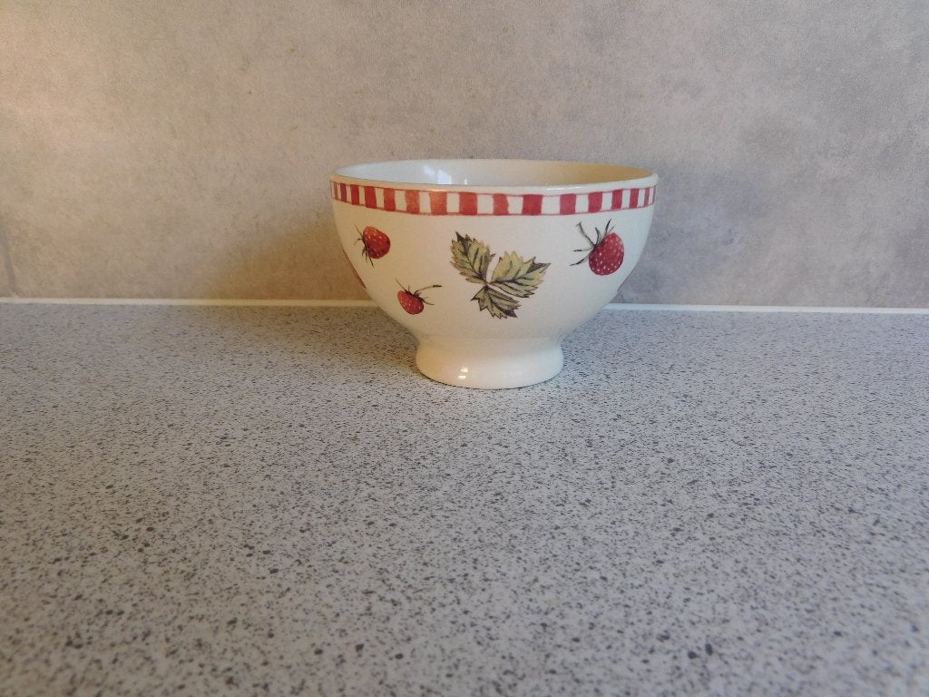 Kom Strawberry - JET by ter Steege - 10 cm., Ophalen of Verzenden, Zo goed als nieuw, Kom(men), Overige stijlen