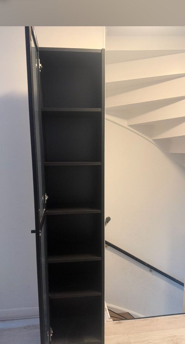 Billy/Oxberg zwart bruin vitrinekast met glazen deur, Ophalen, Minder dan 50 cm, 200 cm of meer, Eikenhout