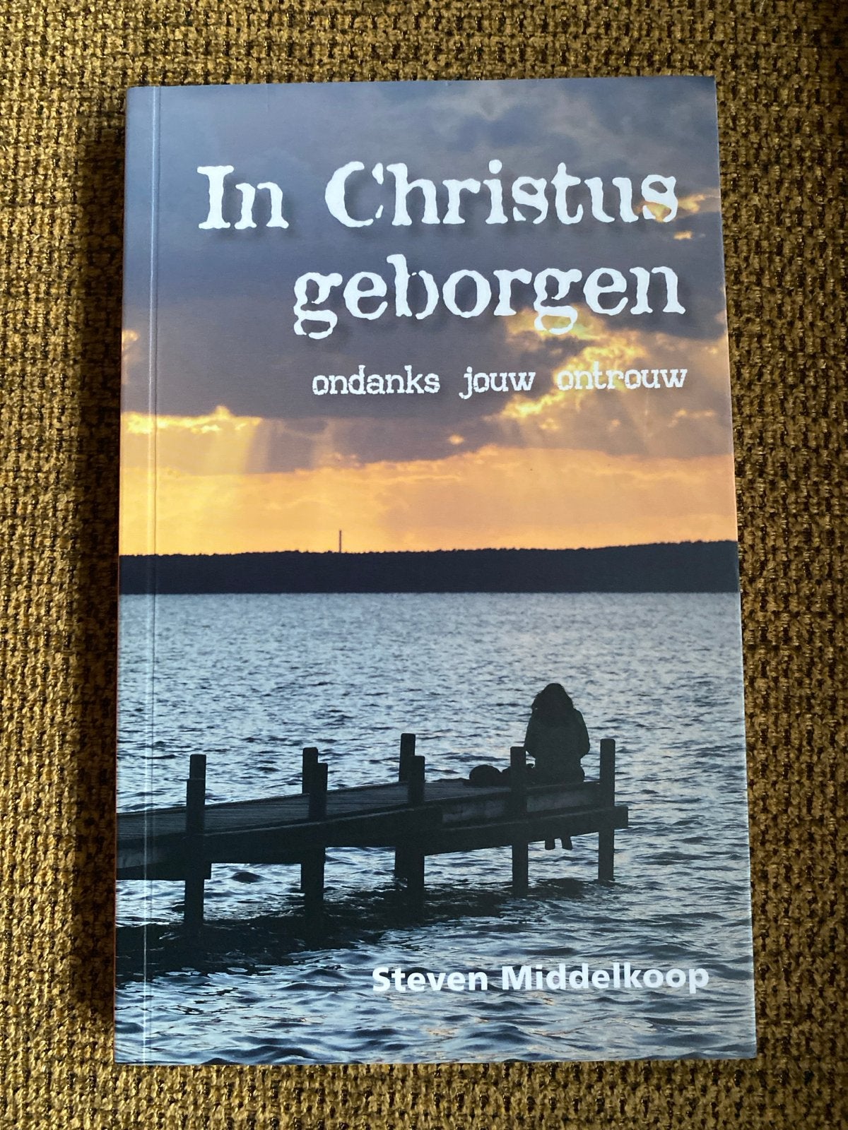 S. Middelkoop - In Christus geborgen, S. Middelkoop, Christendom | Protestants, Ophalen of Verzenden, Zo goed als nieuw
