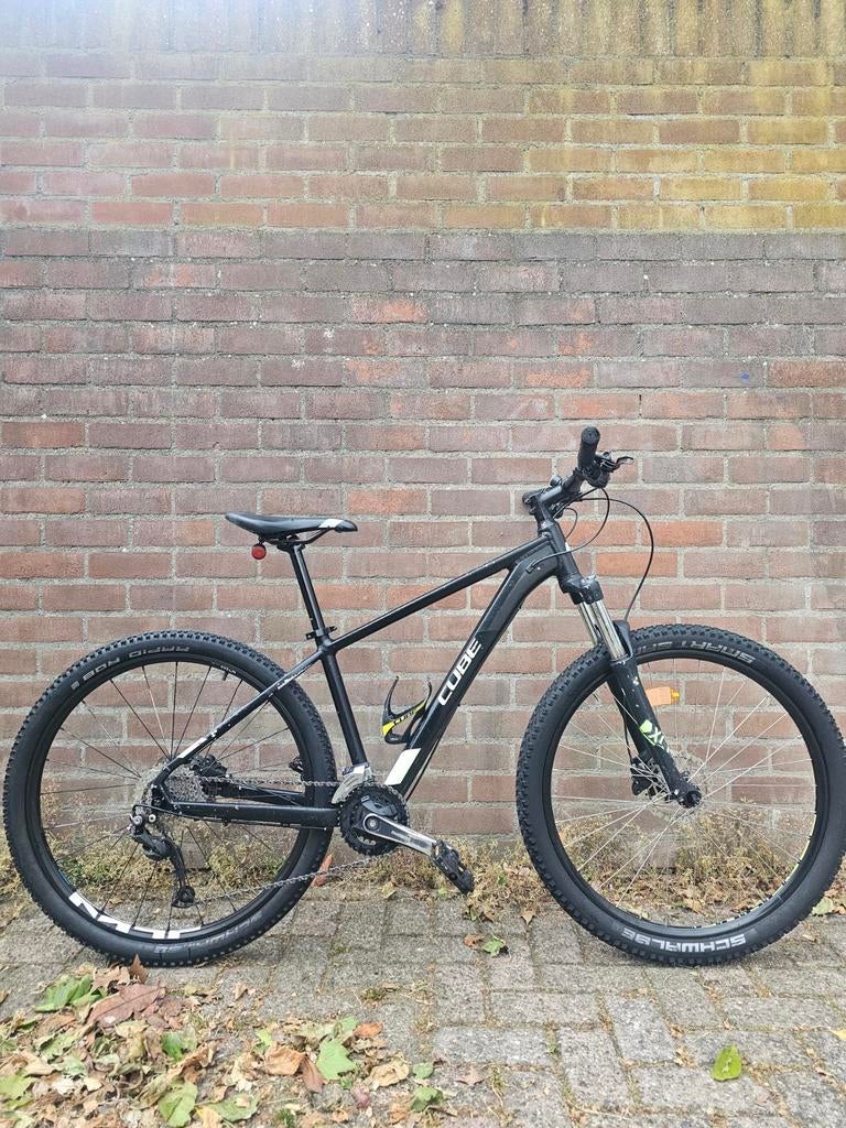 Zwarte mountainbike Cube wielen van 27,5 inch., Fietsen en Brommers, Fietsen | Mountainbikes en ATB, Minder dan 45 cm, Ophalen of Verzenden