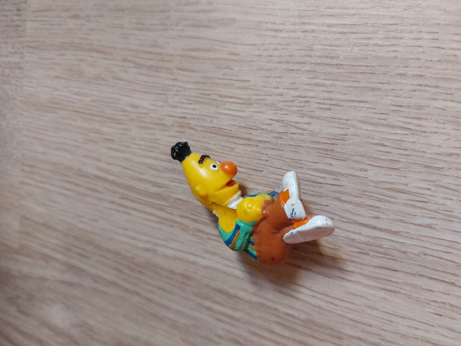 Sesamstraat Bert pencil topper, Verzamelen, Poppetjes en Figuurtjes, Ophalen of Verzenden