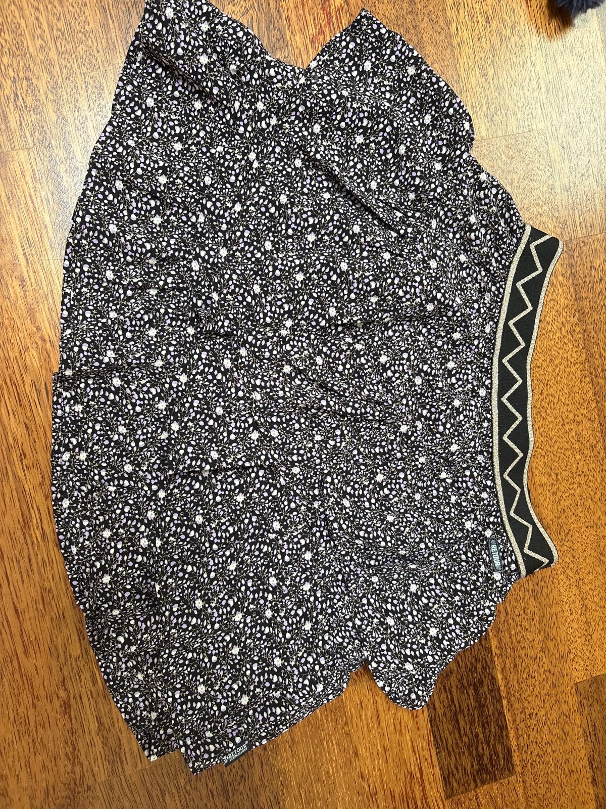 Retour rokje maat 11/12 met bloemenprint, Zwart, Ophalen of Verzenden, Maat 34 (XS) of kleiner, Gedragen
