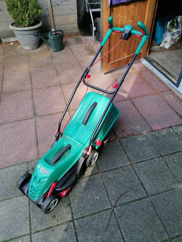 Bosch ARM 34 elektrische grasmaaier, Ophalen, Gebruikt, Elektrische grasmaaier, Opvangbak