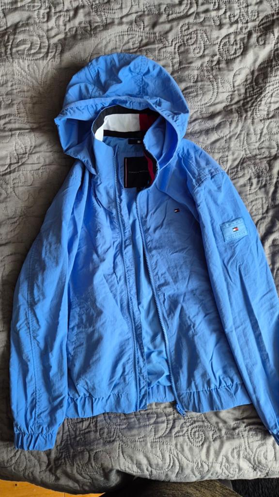 Tommy Hilfiger jas maat 152 zo goed als nieuw, Kinderen en Baby's, Kinderkleding | Maat 152, Jongen of Meisje, Ophalen of Verzenden