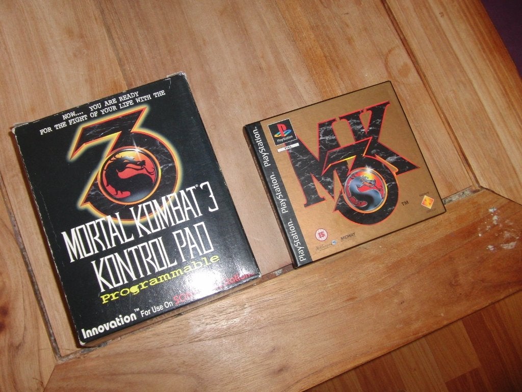 Ultra Zeldzame Mortal Kombat 3 Set CIB + Kontrol Pad, Spelcomputers en Games, Games | Sony PlayStation 1, Zo goed als nieuw, Vechten