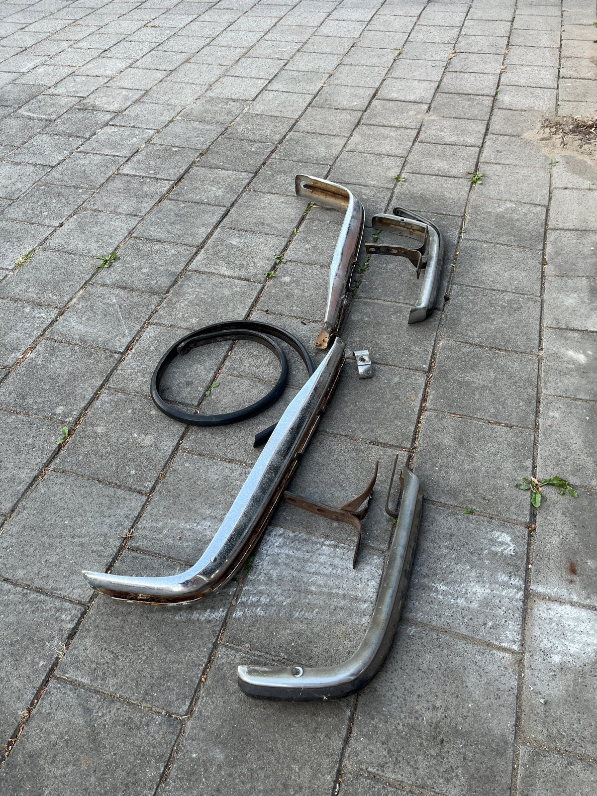 Mercedes W114 W115 bumper onderdelen, Auto-onderdelen, Verzenden, Voor, Bumper