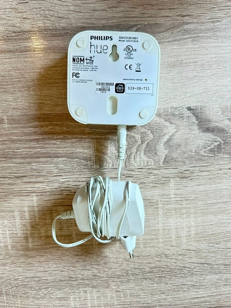 Philips Hue Bridge 2.1 met adapter, HomeKit geschikt, Ophalen of Verzenden, Gebruikt, Philips Hue