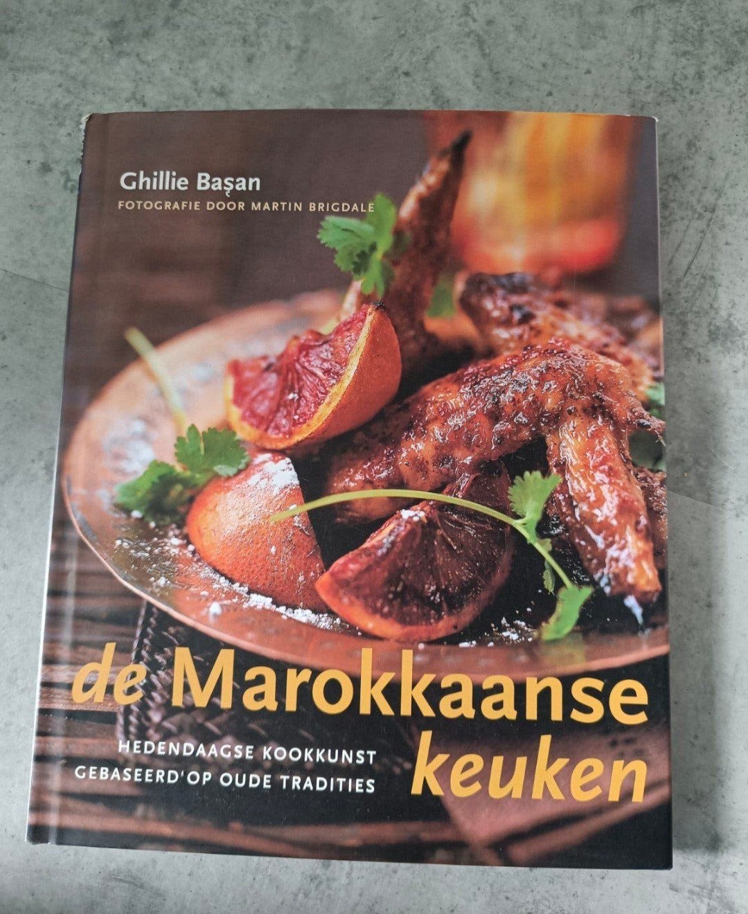 De Marokkaanse Keuken - Ghillie Basan, Ophalen of Verzenden, Zo goed als nieuw, Midden-Oosten en Marokko