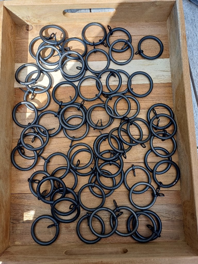 62 zware gordijn ringen doorsnee 3,5 cm., Gebruikt, Overige merken, Zwart, Metaal