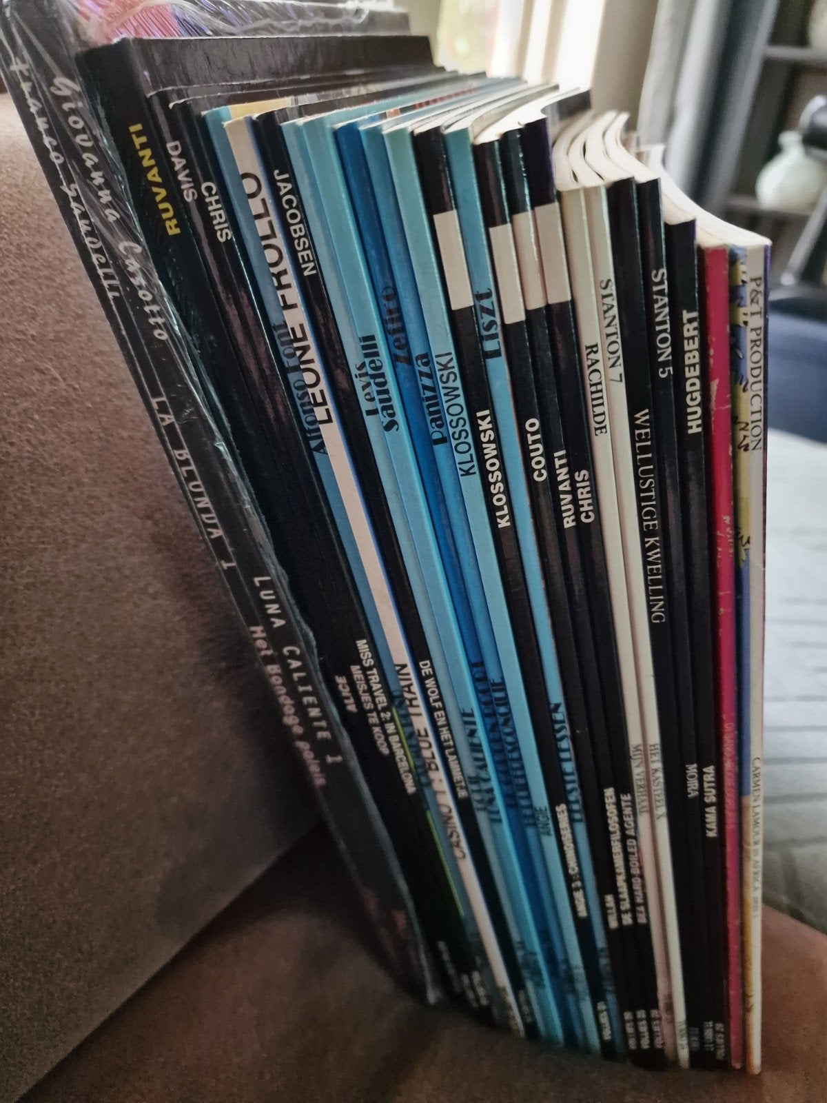 Erotische strips 25 Stuks á €50, Meerdere comics, Ophalen of Verzenden, Nieuw, Europa