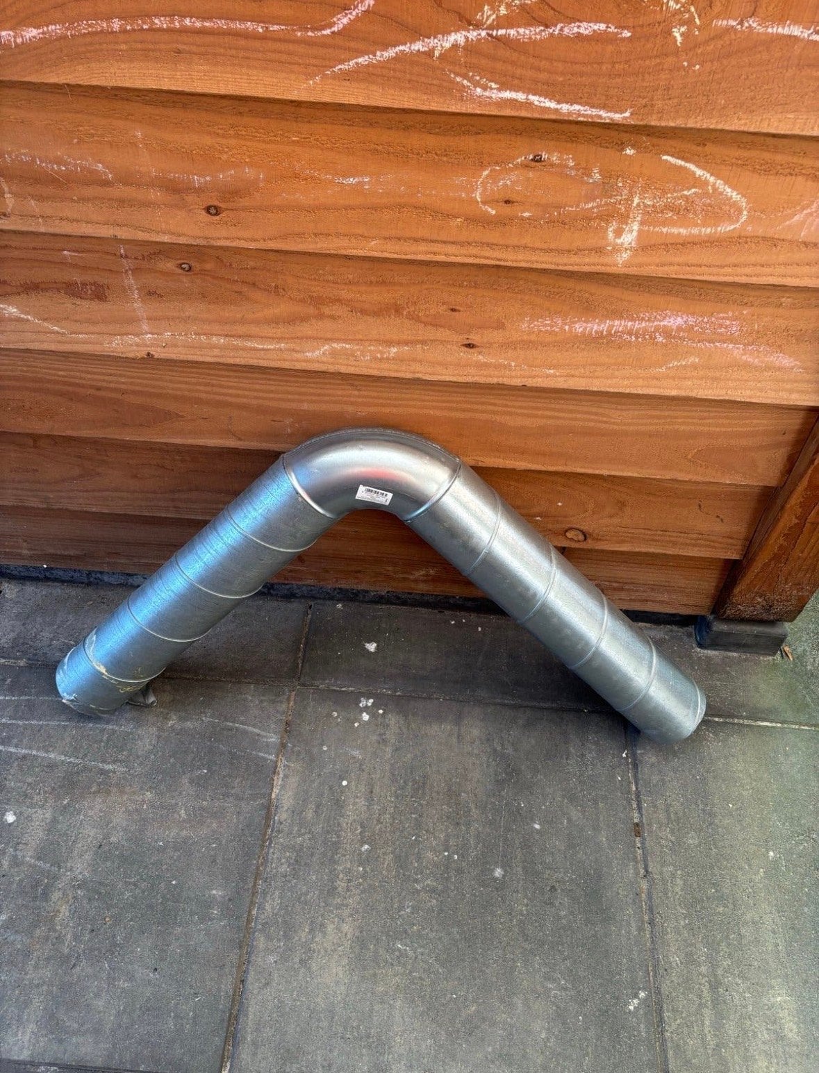 Metalen ventilatiebuis bocht - Zo goed als nieuw, Doe-het-zelf en Verbouw, Ophalen, Zo goed als nieuw, Ventilator en Afzuiger