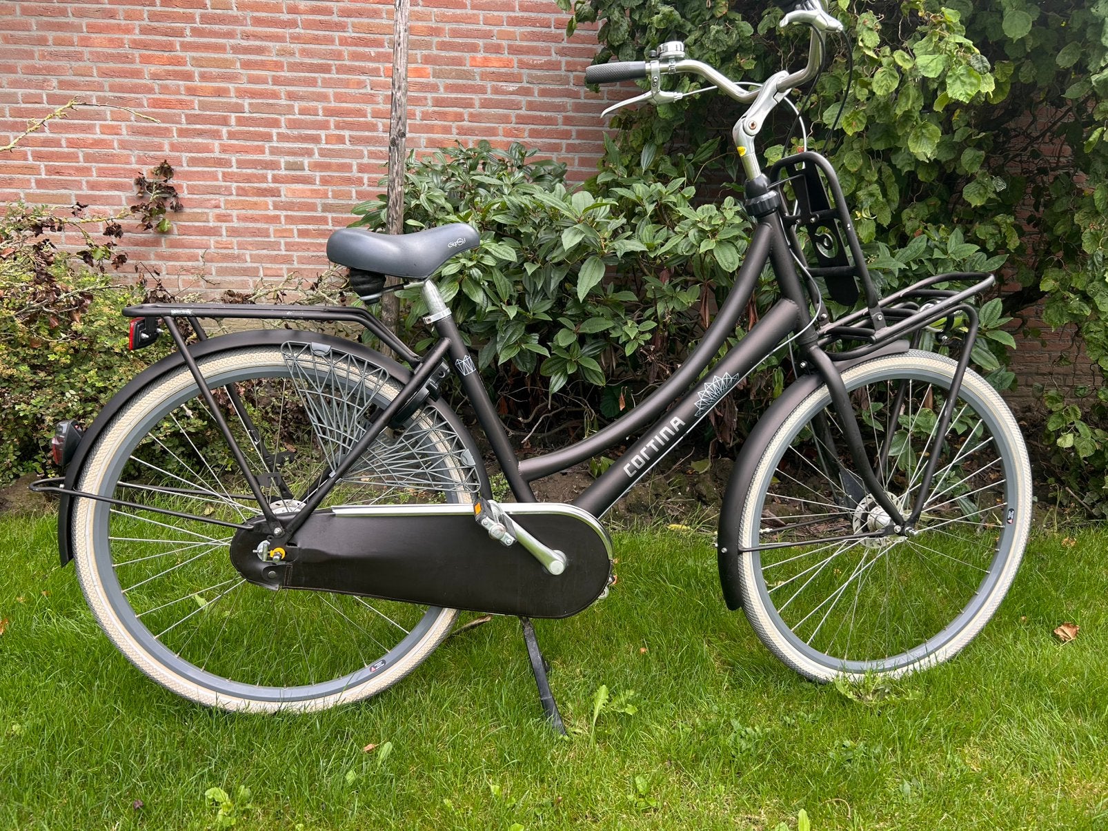 Cortina U4 roots 28 inch damesfiets transportfiets, Fietsen en Brommers, Fietsen | Dames | Damesfietsen, 47 tot 50 cm, Versnellingen