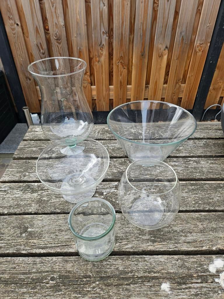 5 glazen vazen/potten, gehele set €5,-, Ophalen, Zo goed als nieuw, Overige kleuren, Glas