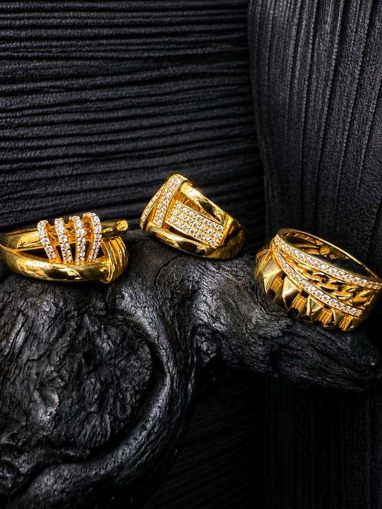 21 karaat gouden ringen nieuw dubai, Ophalen of Verzenden, Zo goed als nieuw, Goud, Dame