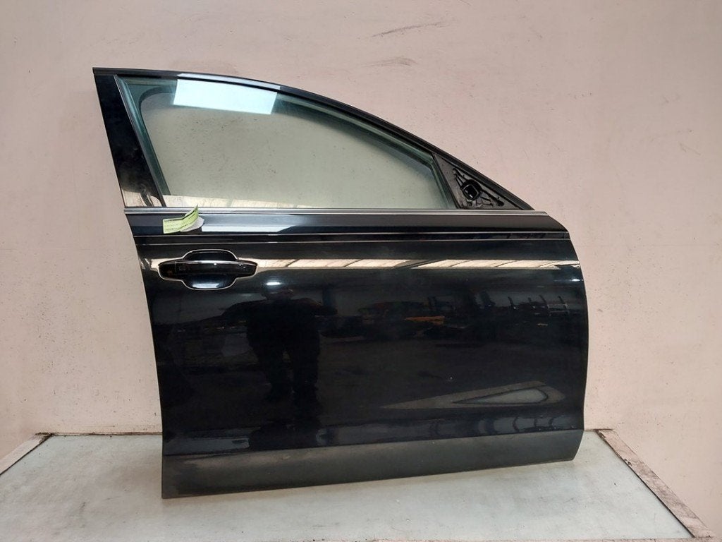 Portier Rechts Voor Audi A6 Avant (C7) 2015 4G0831052, Gebruikt, Auto-Union-Straße  1, Ingolstadt 85057, , Duitsland, Info@audi.de