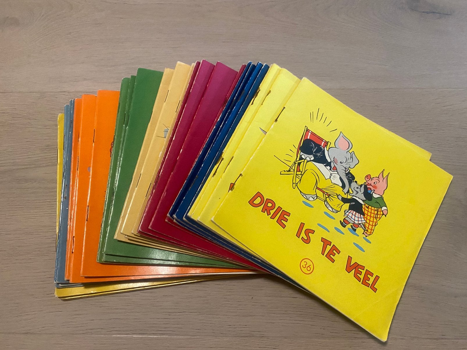 Flipje Tiel 5 t/m 36, Eén stripboek, Ophalen of Verzenden, Zo goed als nieuw