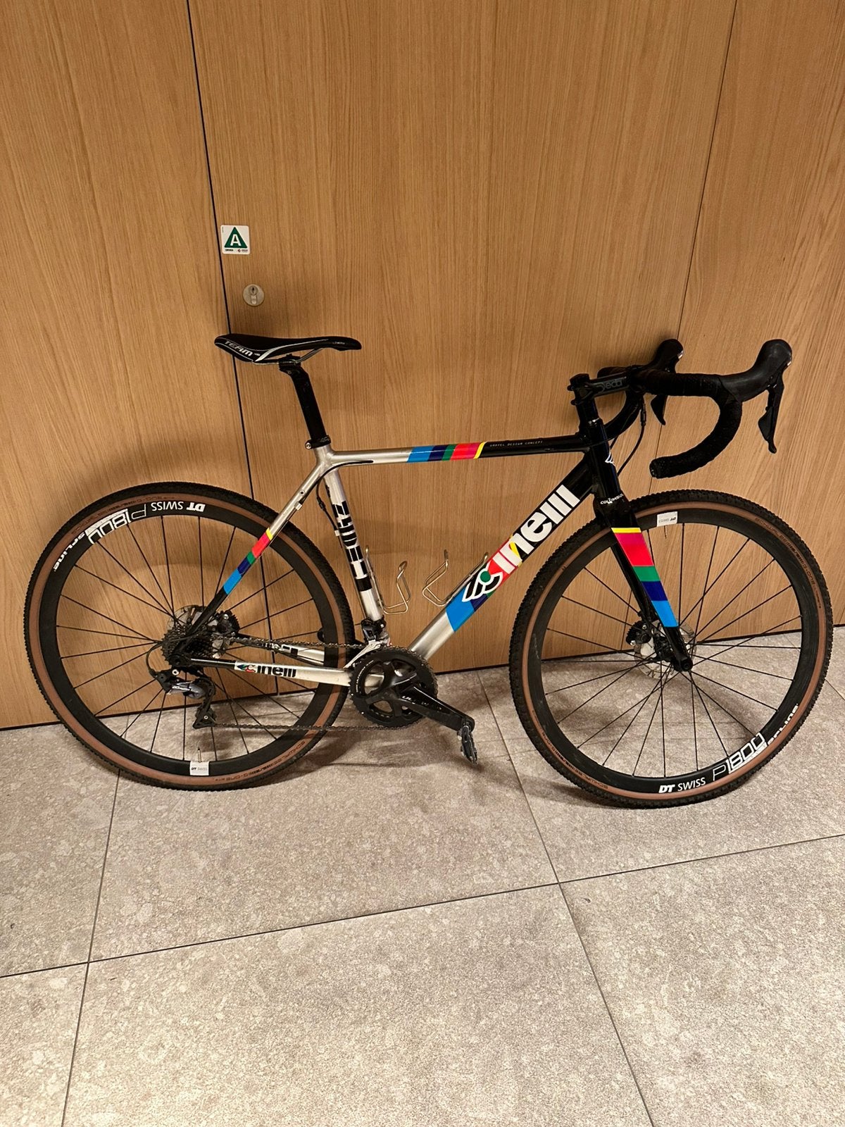 Cinelli Gravel Bike maat 55 – Ultegra – DT Swiss P1800, Carbon, Zo goed als nieuw, Meer dan 20 versnellingen, 53 tot 57 cm