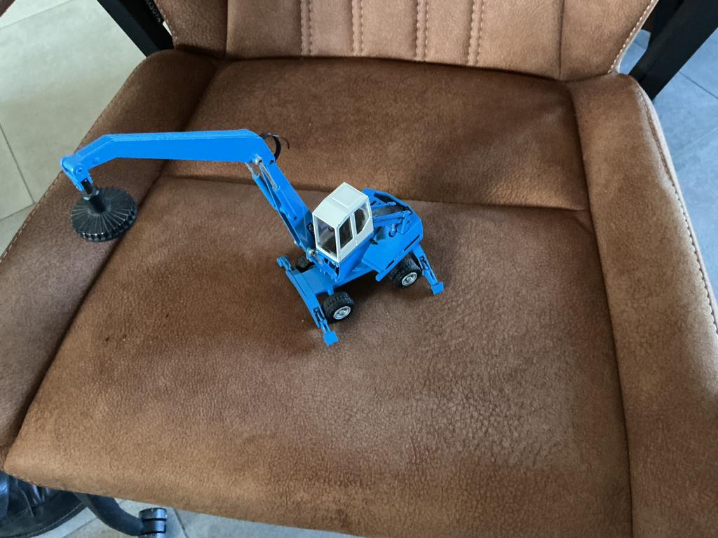 Kraan met magneet bieden, Ophalen of Verzenden, Zo goed als nieuw, Hijskraan, Tractor of Landbouw