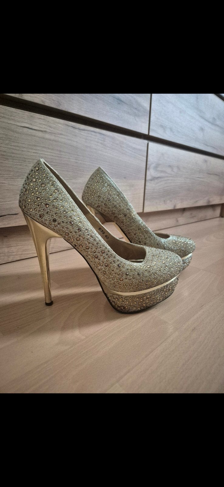 Gouden glitter pumps met hoge hak - Maat 40, Ophalen of Verzenden, Gedragen, Overige kleuren, Schoenen met hoge hakken