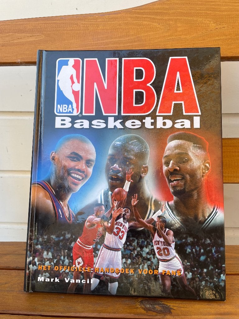 NBA basketbal Het officiële handboek voor fans - Mark Vancil, Ophalen of Verzenden, Balsport