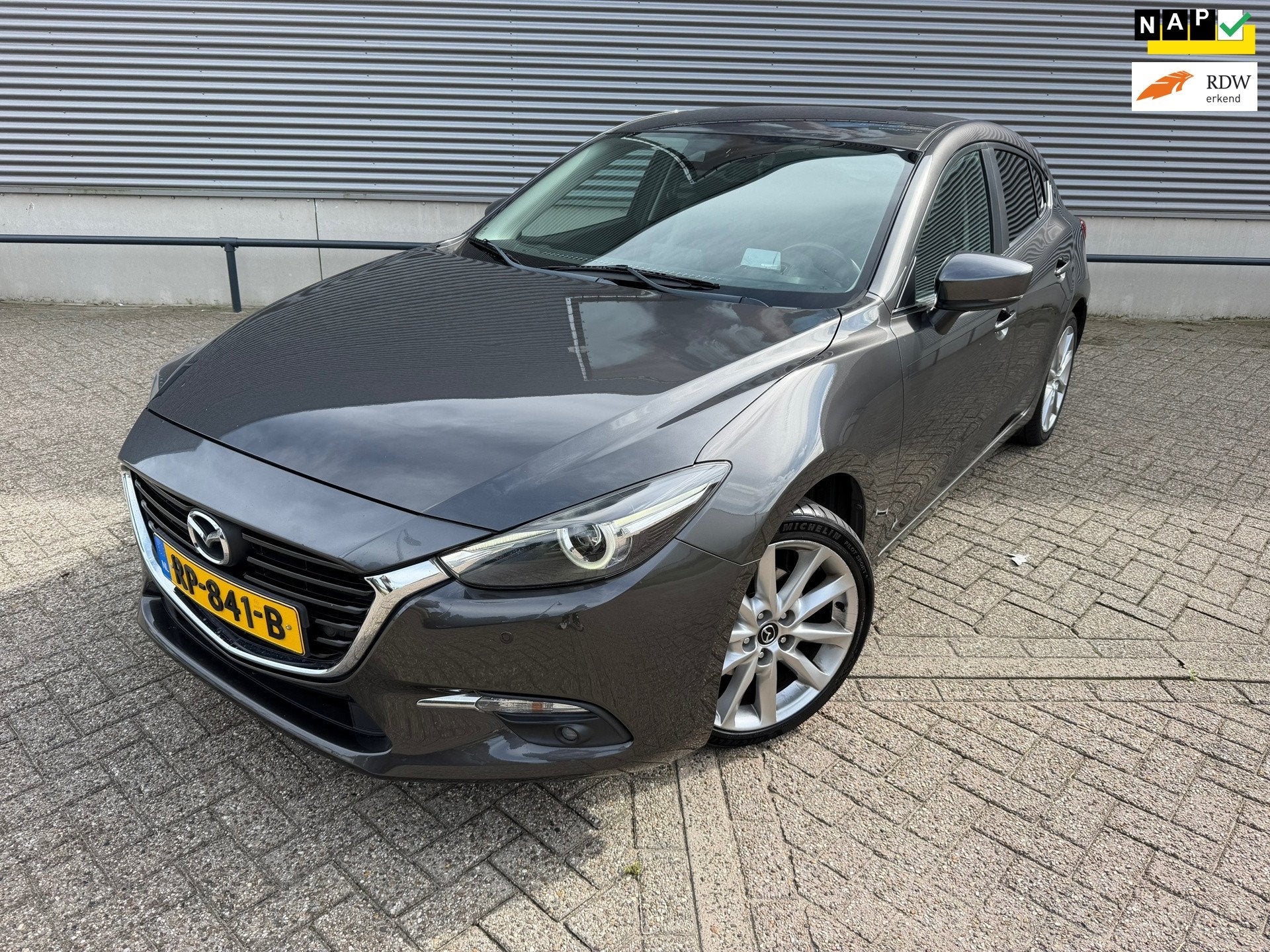 Mazda 3 2.2 SkyActiv-D 150 SkyLease GT, Auto's, Voorwielaandrijving, Automatische klimaatregeling, Gebruikt, 4 cilinders