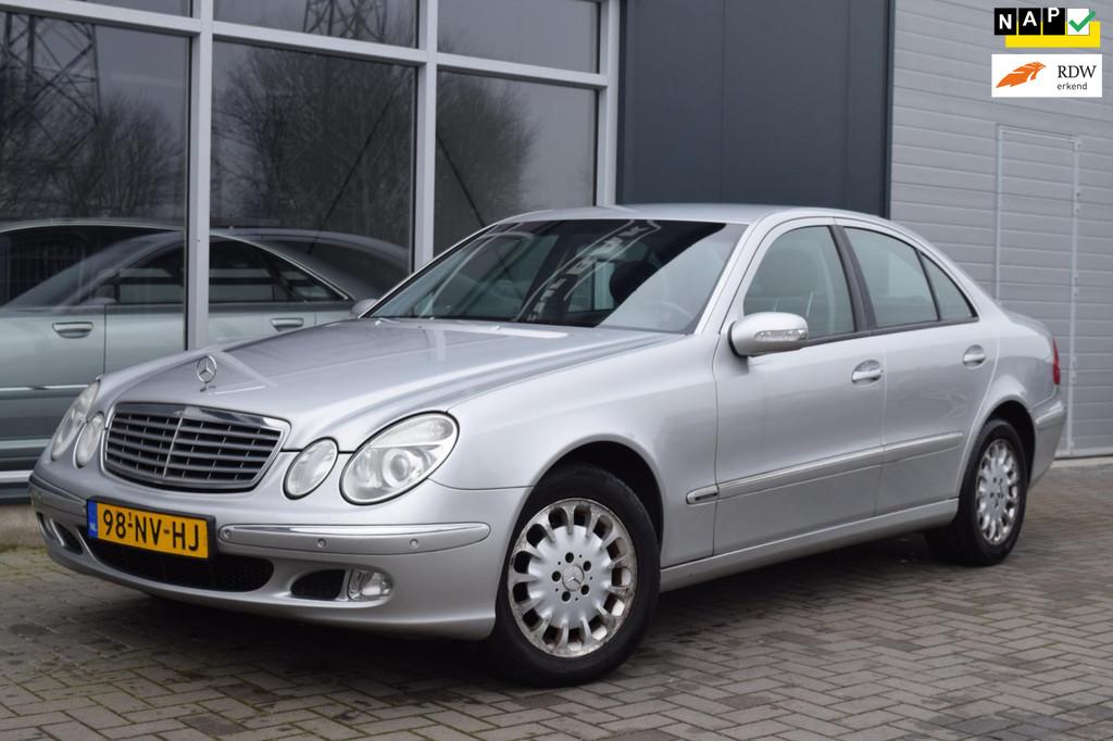 Mercedes-Benz E-klasse 200 K. Elegance | Automaat | Cruise |, Automaat, Gebruikt, Zwart, 4 cilinders